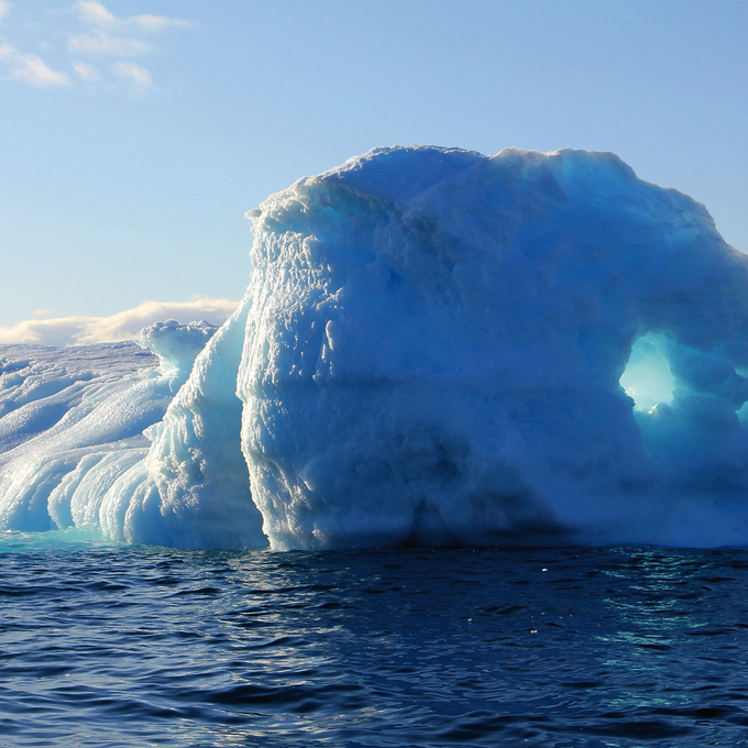 From Hamburg via Iceland to Greenland