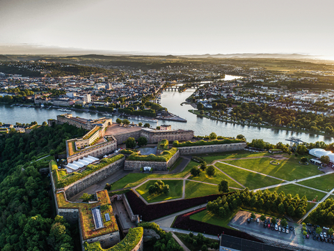 Rheinfahrt durch Holland und Deutschland