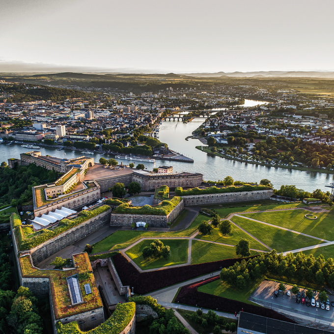 Rheinfahrt durch Holland und Deutschland