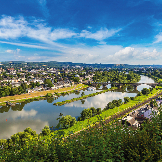 On the way in Holland, Belgium and on the Moselle